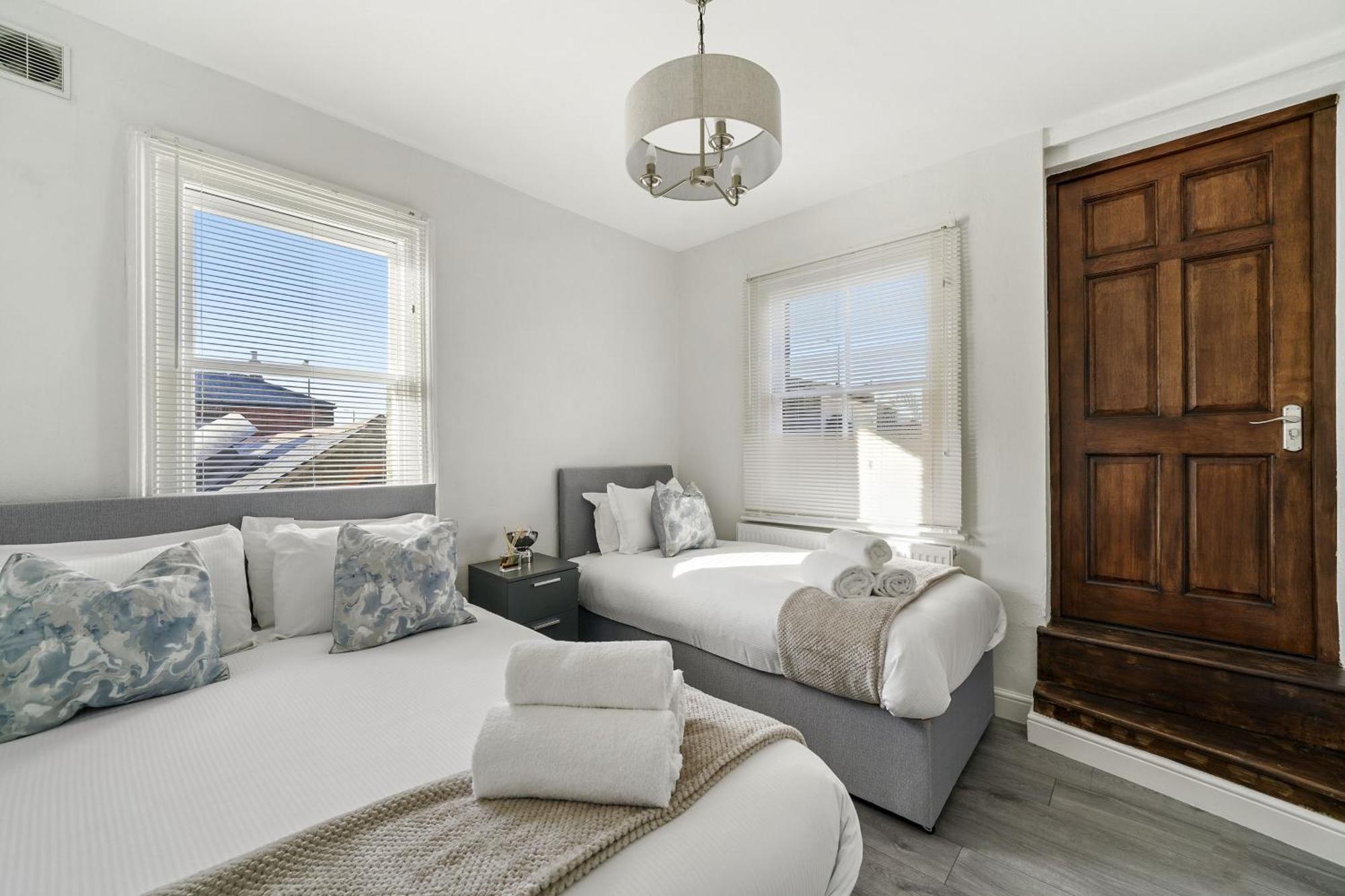 Livestay - London Chiswick Apartments With Free Parking Exterior photo